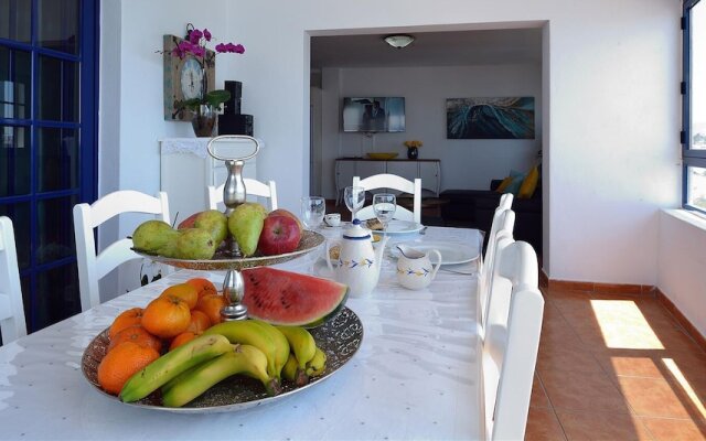 Apartamentos Limones