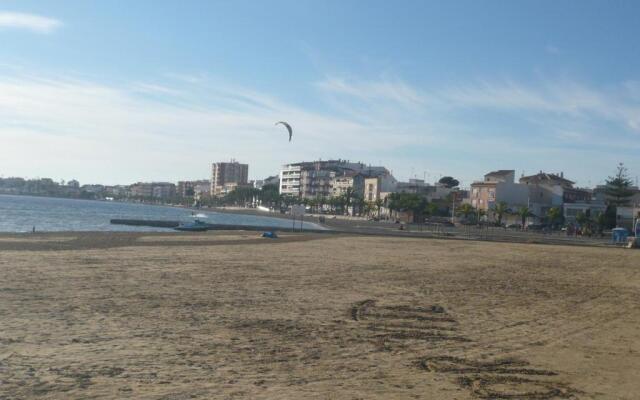 Chalet II con jardín y wifi en la playa