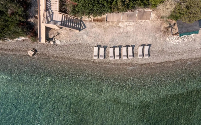Aura Loutraki Villa