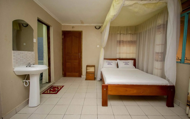 Viewers Park Hotel