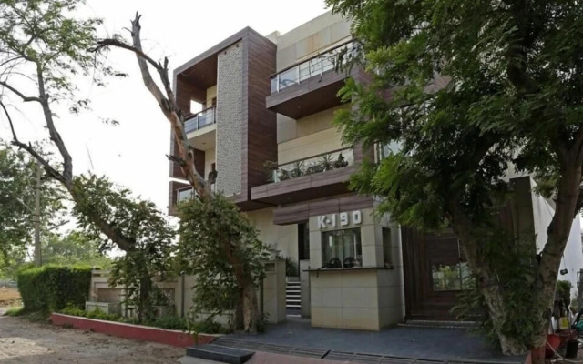 Royal Residence City Center