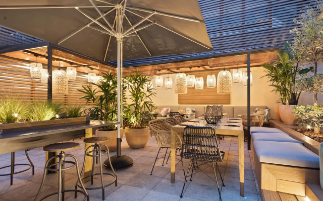 INNSiDE by Melia Barcelona Apolo Hotel
