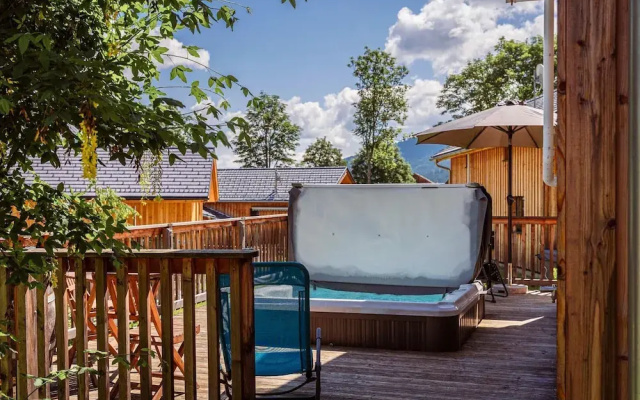 Nice Chalet With Whirlpool