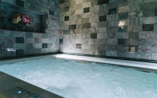 Northern Lights Mansion