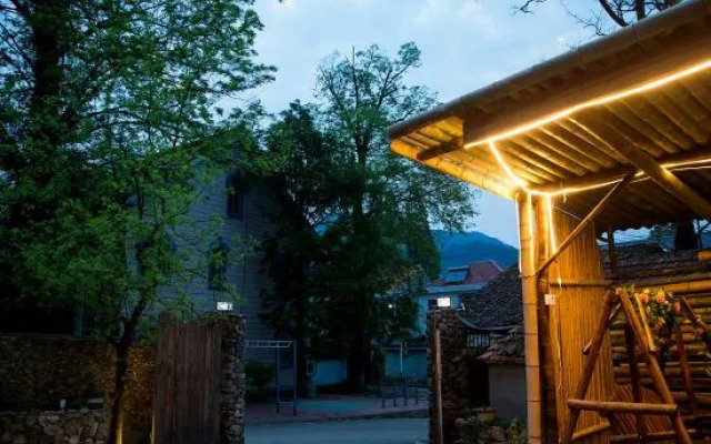 Mogan Mountain Jingya Inn