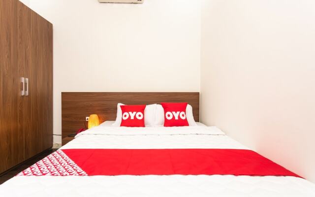 Oyo 873 Flying Hotel