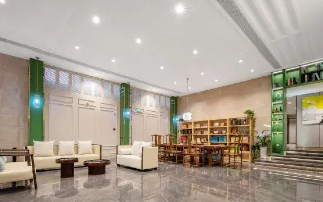 Lanjing Hotel