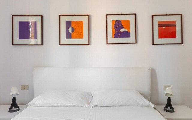 Modern Petroleum Apartment by Wonderful Italy