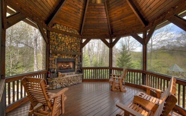 Black Bear River Lodge