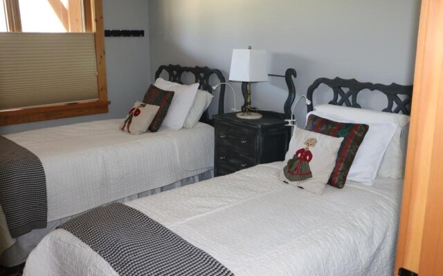 Rocky Mountain Cabins and Home