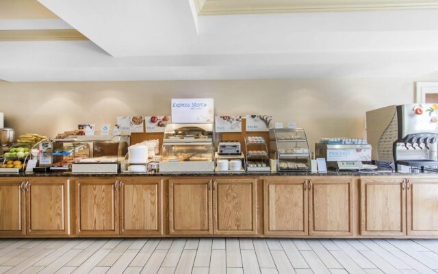 Holiday Inn Express Hotel & Suites Cullman by IHG