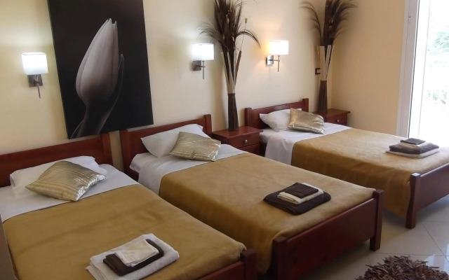 Mariana Hotel