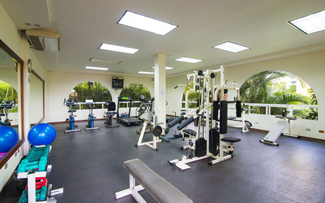 Apartotel & Suites Villas del Rio