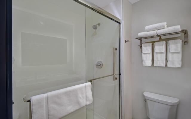 Holiday Inn Grand Rapids North - Walker by IHG