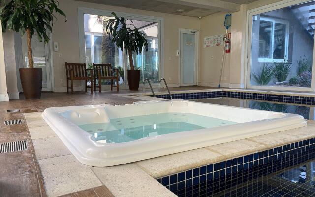 MRG - Casa de Pedra ESPETACULAR - 2 DORMITÓRIOS