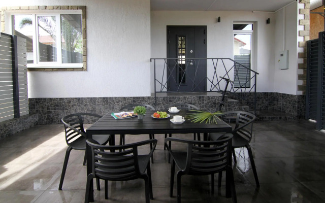 Apartments on Shchirova 34