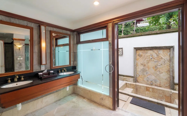 Indra Maya Pool Villas