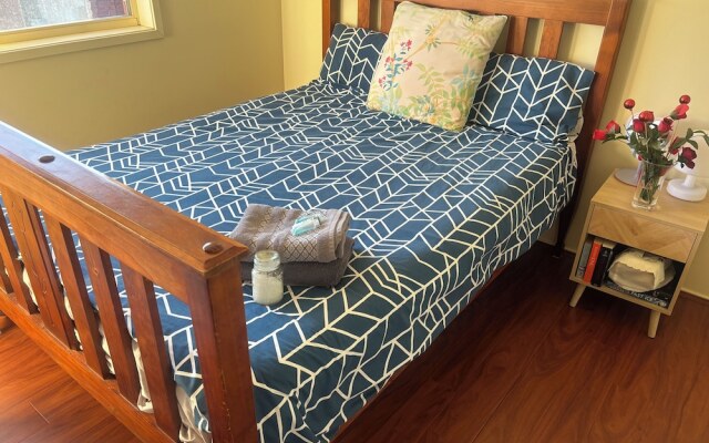 Lakeside Manor 2 Private Bedrooms with amenities