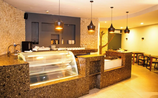 Royal Shaza Suites