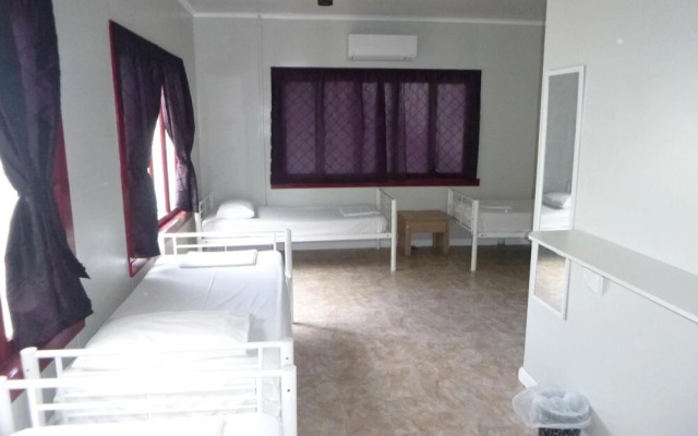 Asylum Cairns Hostel