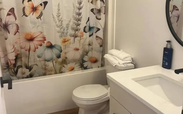Royal Suite in Beautiful new House