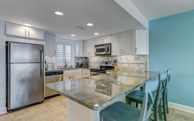 Kid Friendly Condo with Stunning View of the Atlantic by RedAwning