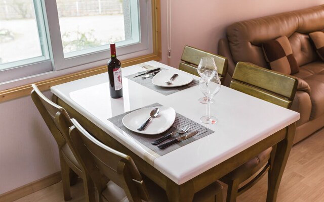 Yeosu Gold Light Pension