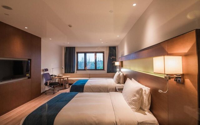 Novotel Suzhou Tai Lake Santeh Hotel