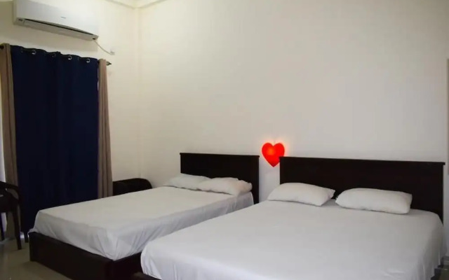 Trinco Star Hotel