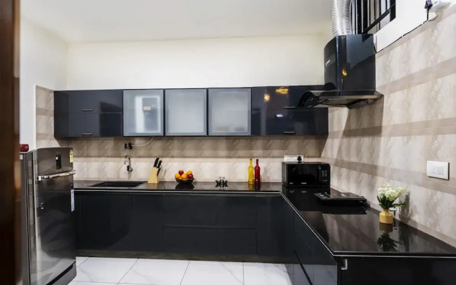 Royal Tusker Luxury Service Apartments