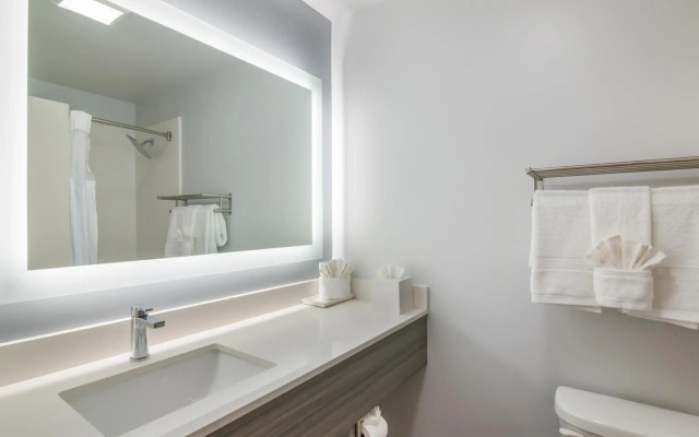 Hourglass Hotel, Ascend Hotel Collection