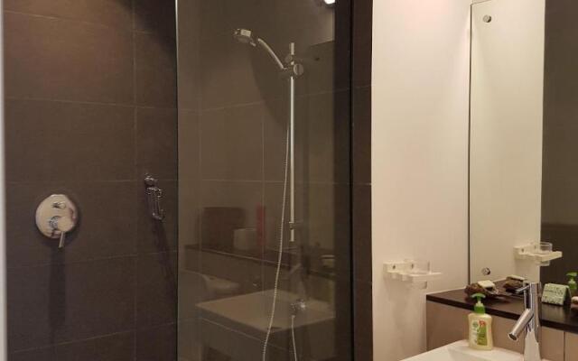 Azuri Apartment with Beach, Pools, Gym, Restaurants, Spa, Boats, kids Corner