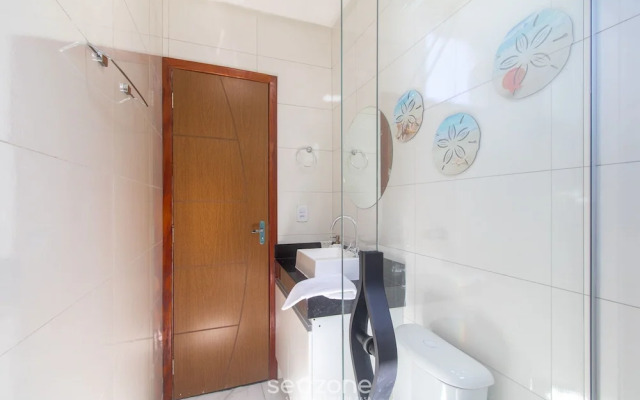 Stay With Pool Just Minutes From the Beach - CCR