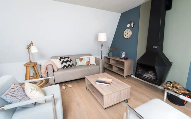 Restyled Bungalow With Dishwasher, Located on De Veluwe