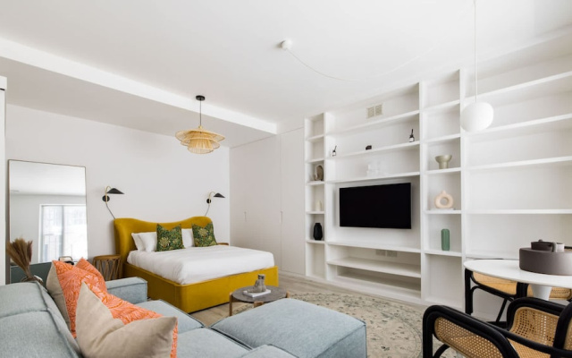 Light-filled Studio With AC - Earl s Court