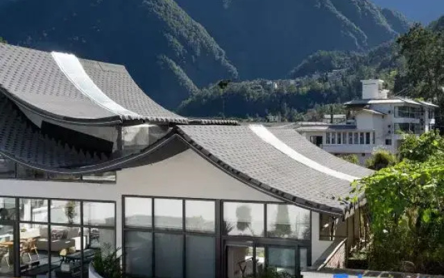 Reclusive·Snow Mountain Star-Viewing Private Hot Spring Boutique Hotel