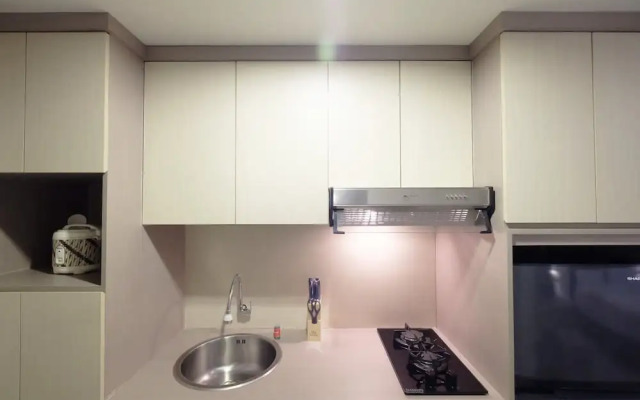 Spacious Studio Apartment @ The H Residence near MT Haryono