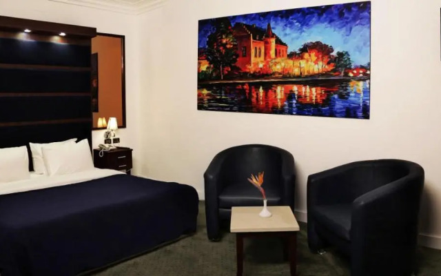 Spectra Inn Hotel