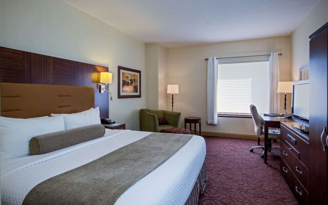 Crowne Plaza Milwaukee West