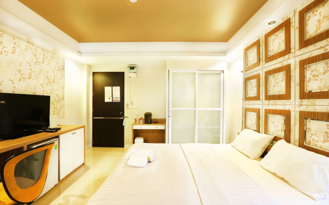 The Luxury Residence