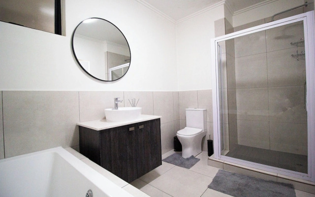 2BR-2BA - Rivonia Residence 1