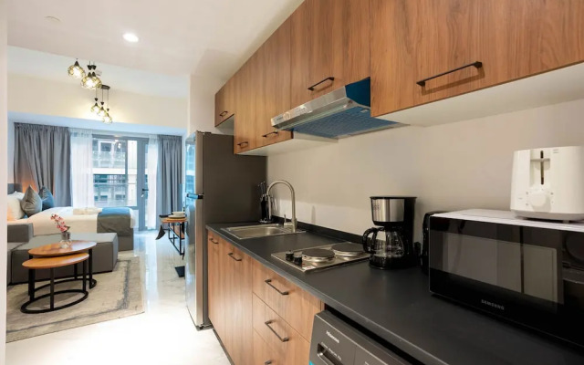 Spacious Studio in Oasis 714