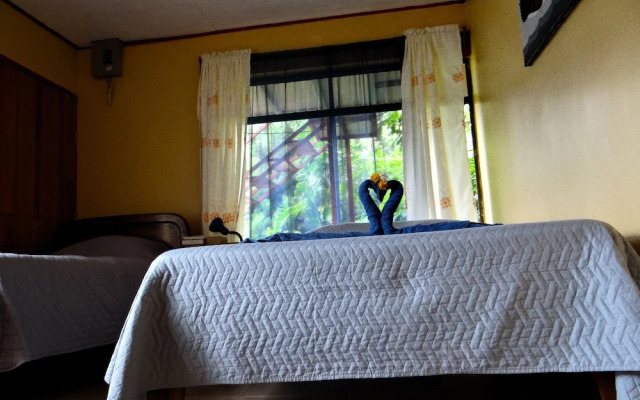 Hummingbird House B&B