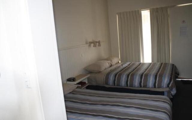 Hilltop Hotel Omeo