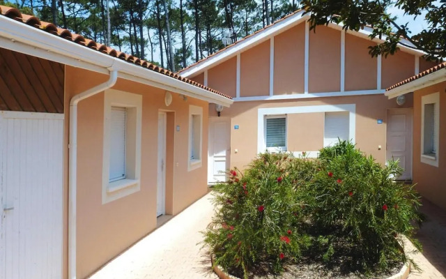 Terraced Holiday Home in Moliets