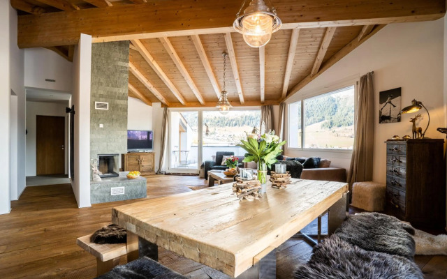 Edelweiss Promenada Penthouse