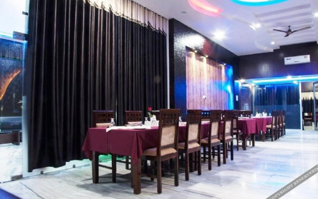 Hotel Neelam Palace