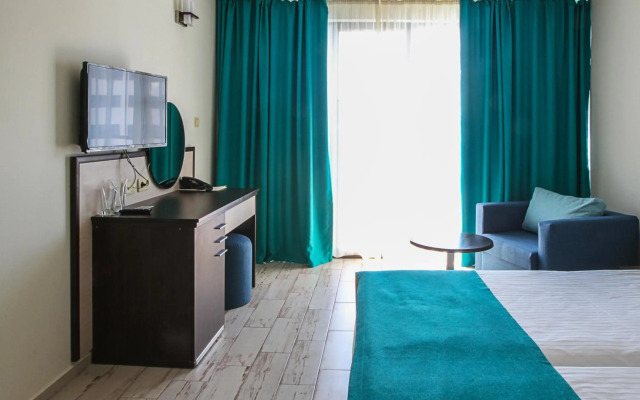 Smartline Meridian Hotel