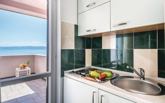 Beautiful Home in Ravni With Wifi and 3 Bedrooms