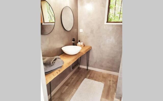 Charmant petit studio à 2 pas du village